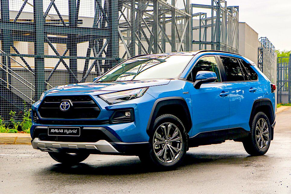 Toyota RAV4 E-Four Hybrid