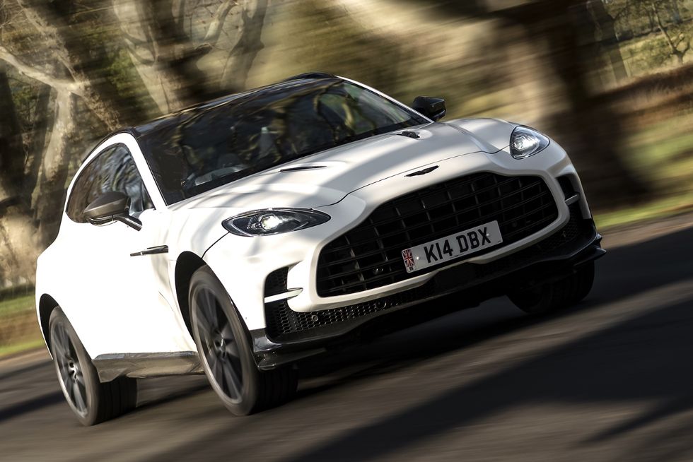 Aston Martin DBX707