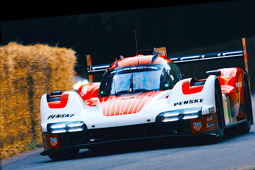 Porsche 963