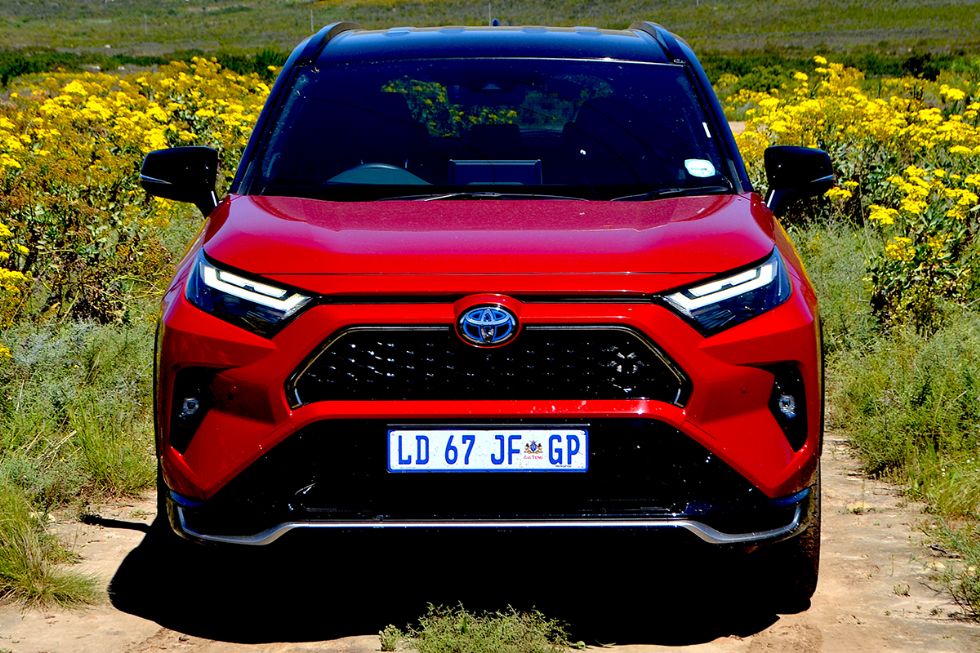 Toyota RAV4 Plug-In 1