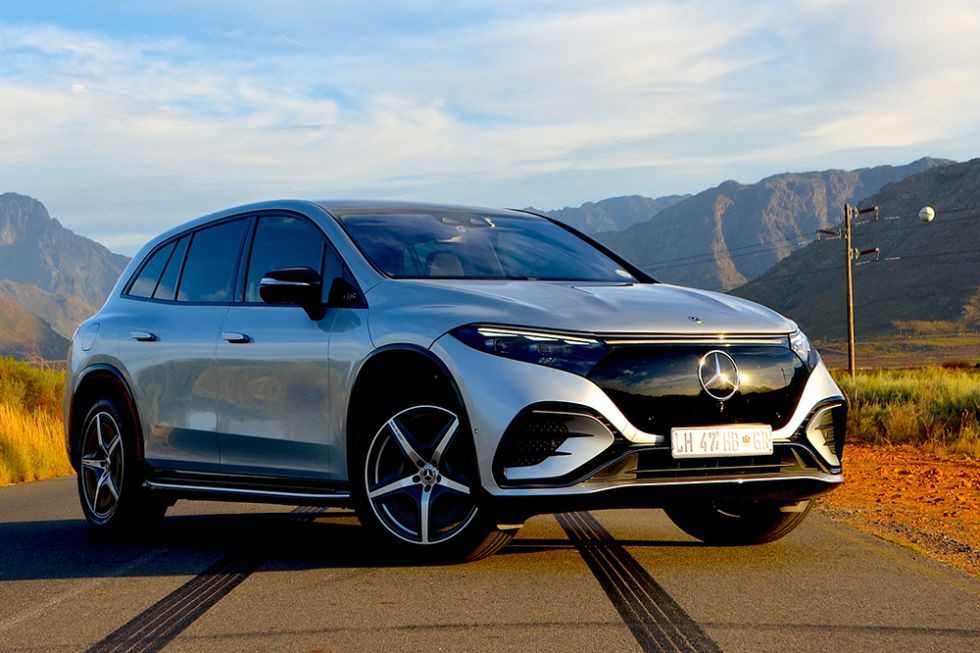 Mercedes-EQS SUV 1