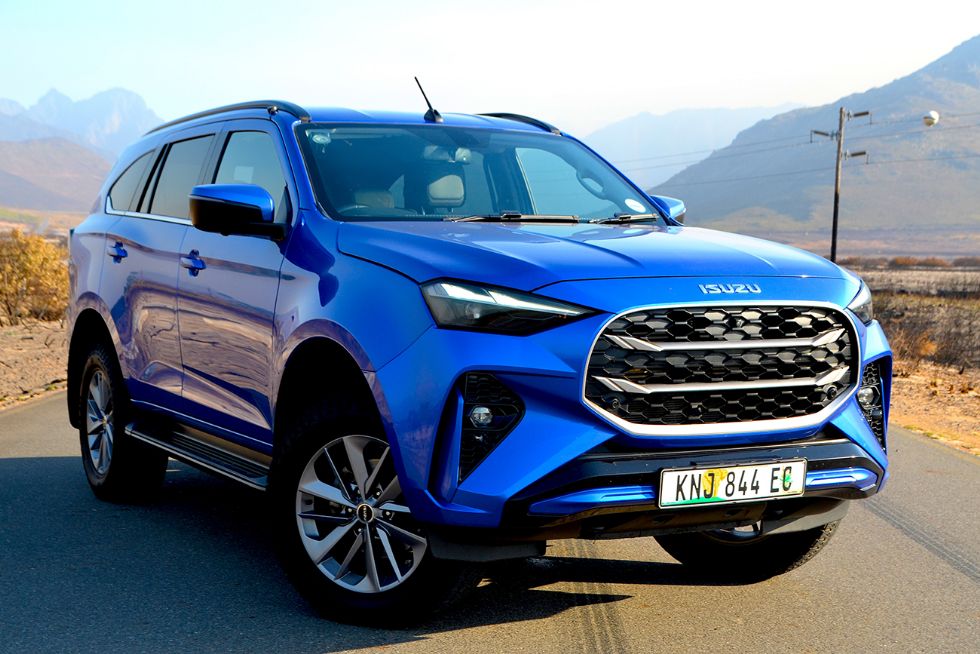 Isuzu mu-X 4WD 1