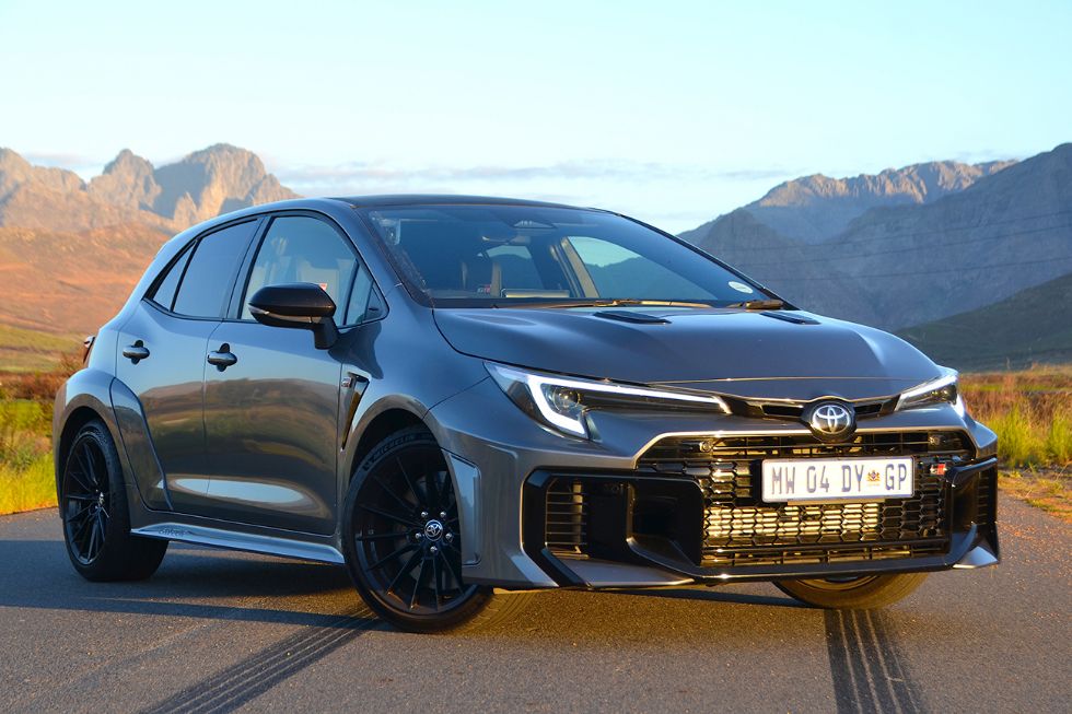 Toyota GR Corolla 8AT 5
