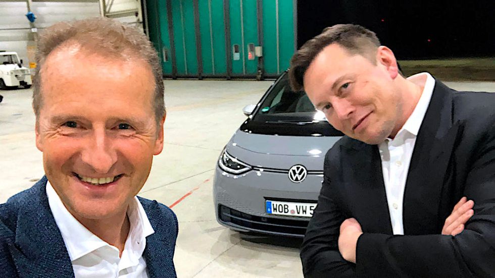 diess-musk-in-berlin