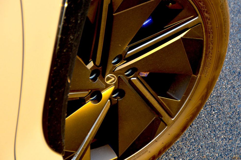 Lexus RZ 550e F-Sport 4.JPG