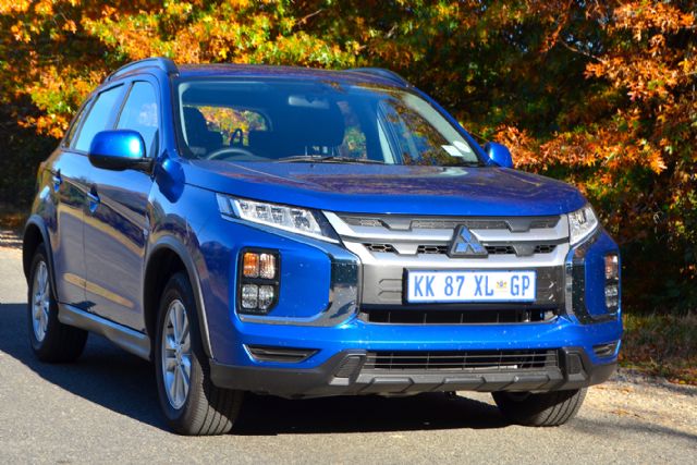 Mitsubishi ASX ES