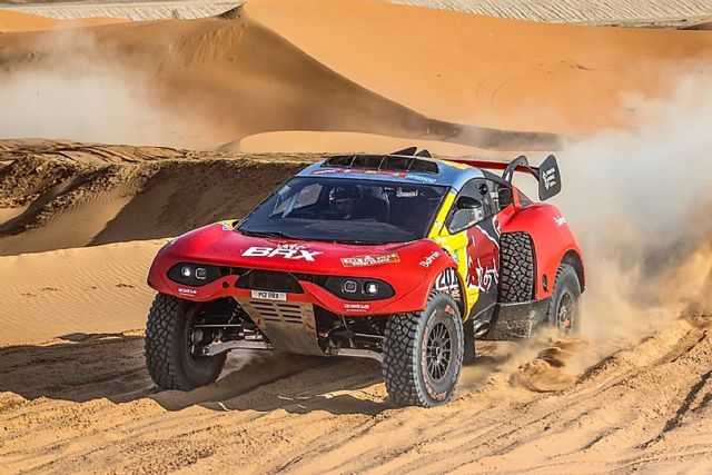 Five in a row for Loeb