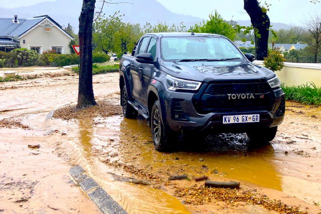 GR Hilux Upadate 4