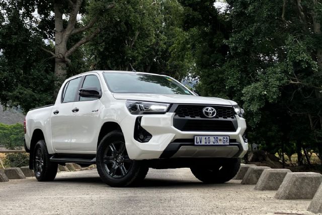 Toyota Hilux Raider 48V 1