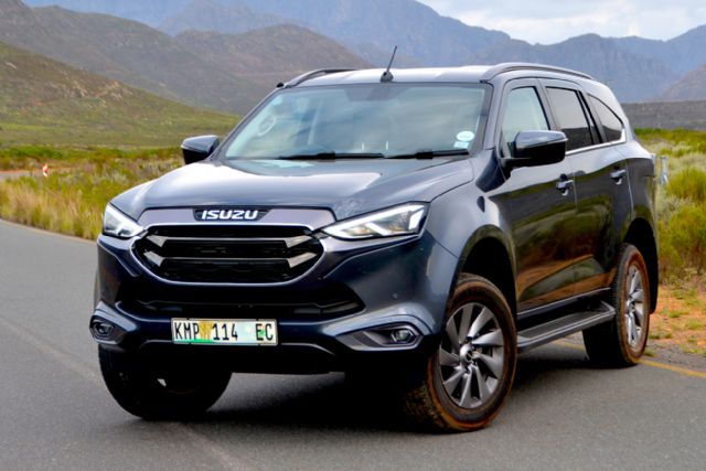 Isuzu mu-X 1