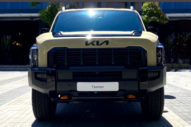 Kia Tasman 1
