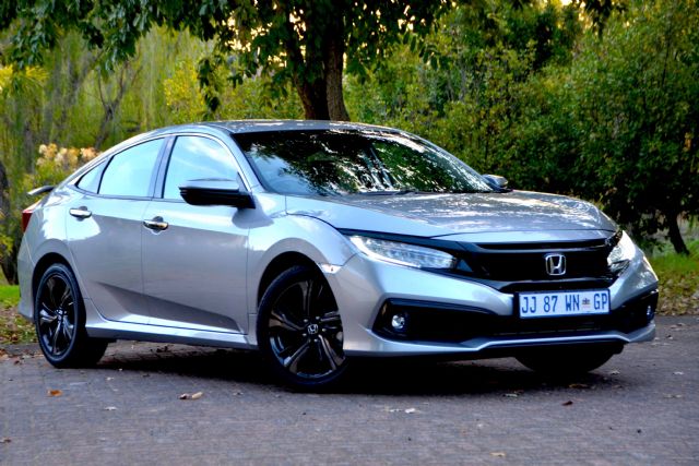 Honda Civic 1.5T Sport 3