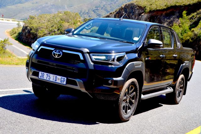 Hilux-Legend-6