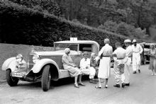 HOW MERCEDES, BENZ (AND PORSCHE) CAME TOGETHER