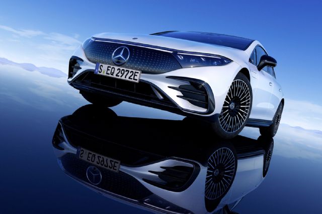 Mercedes EQS