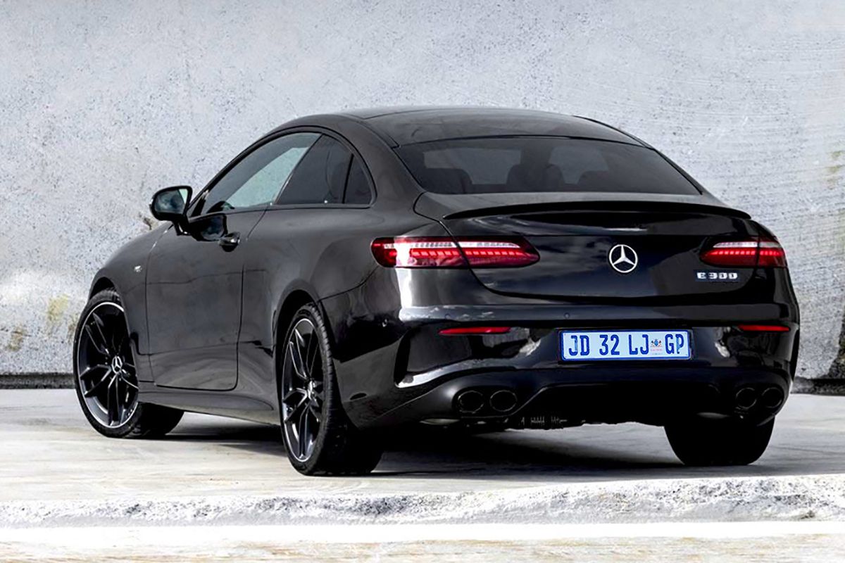 300E Coupé AMG Line