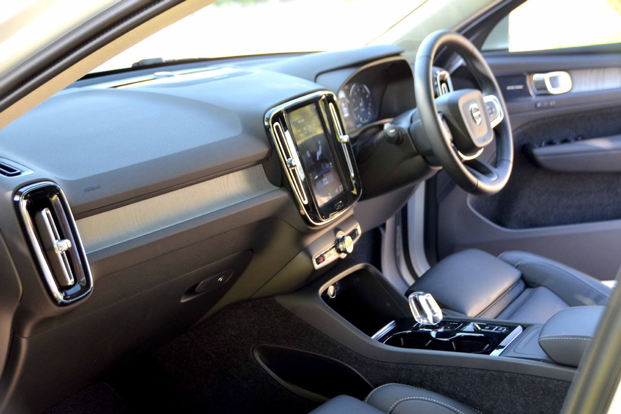 Volvo XC40 T3