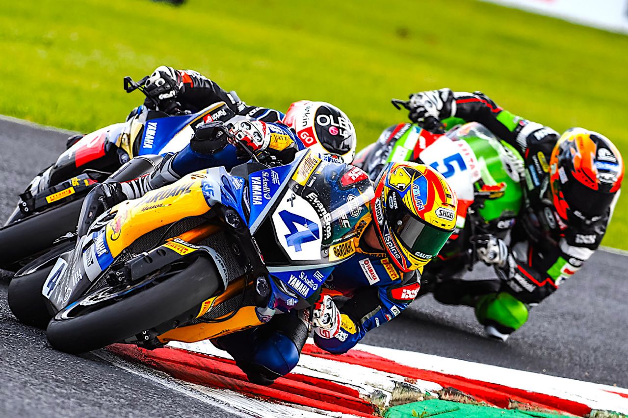 Race Week 33