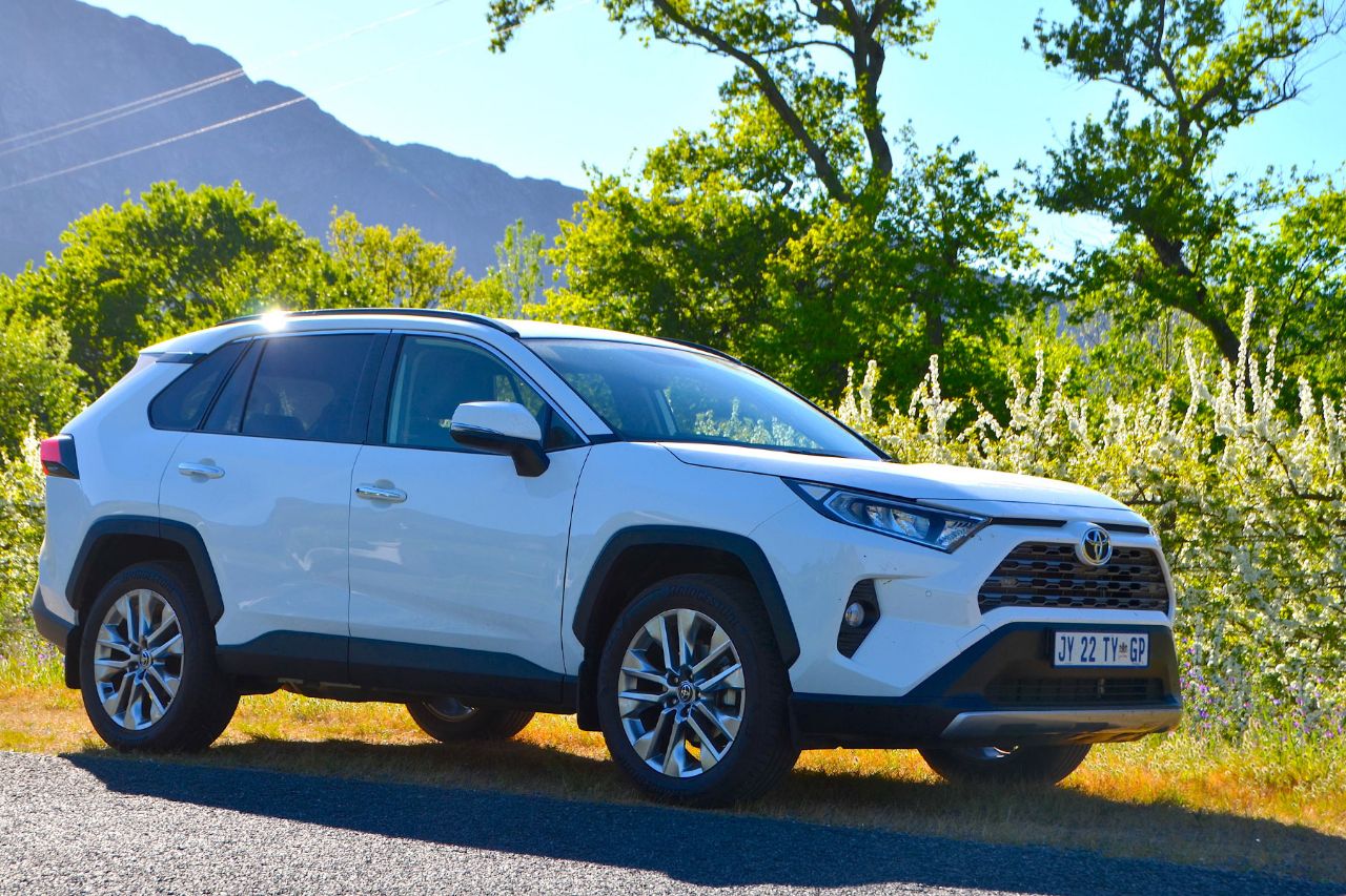 RAV4