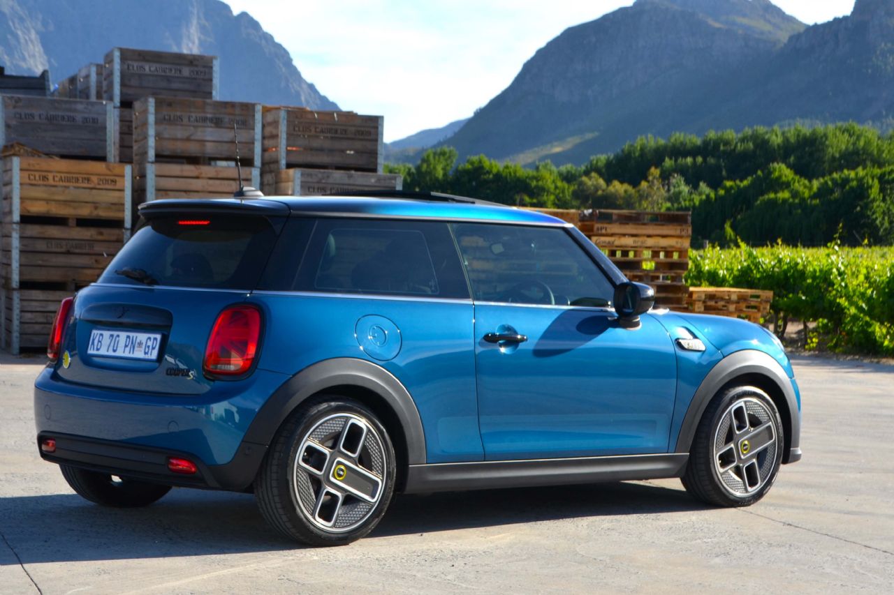 Finalist Mini