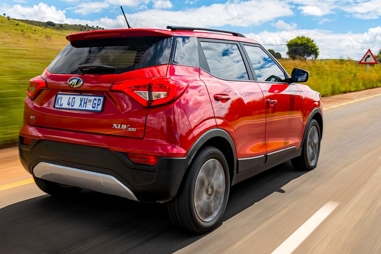 XUV300