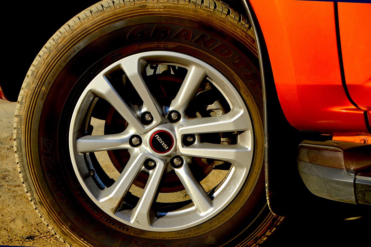 Isuzu