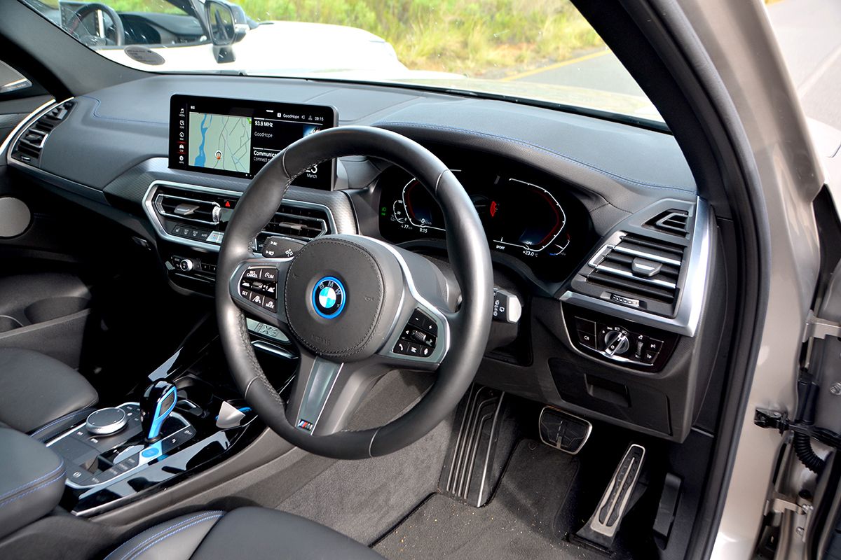 BMW iX3