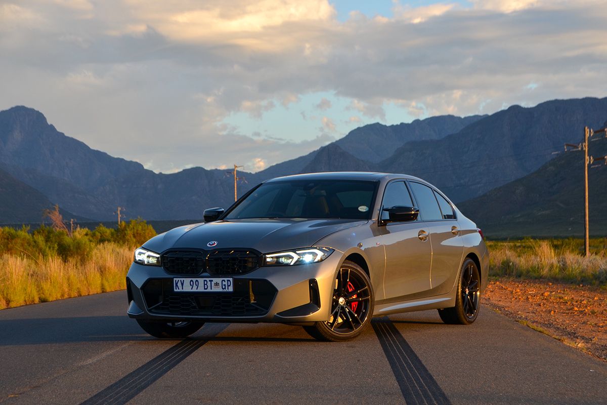 M340i