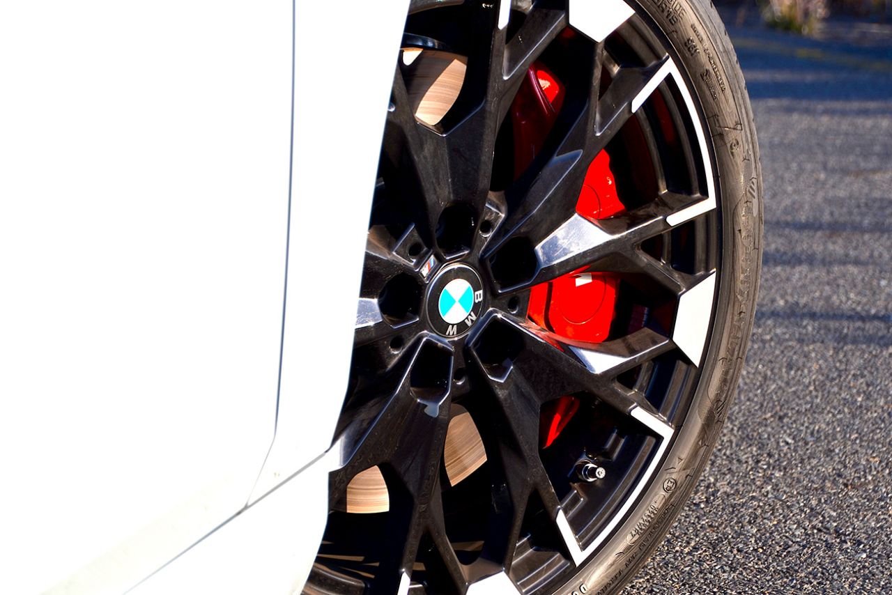 M235
