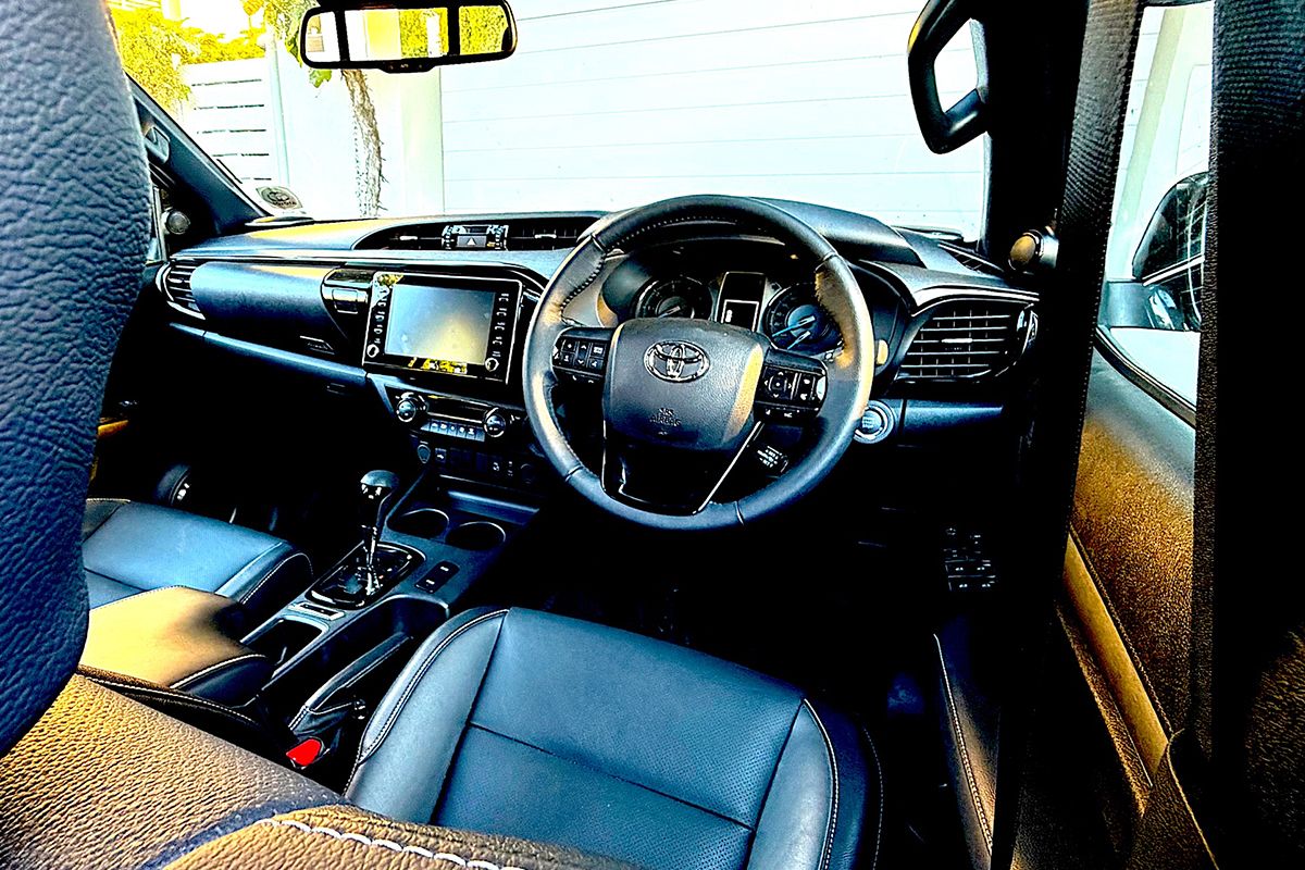 Hilux Legend 55