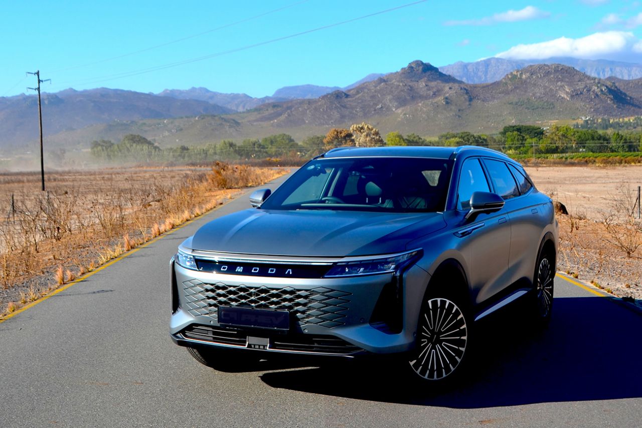 Omoda C9